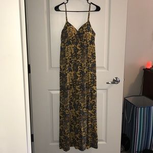 Super fun floral maxi dress